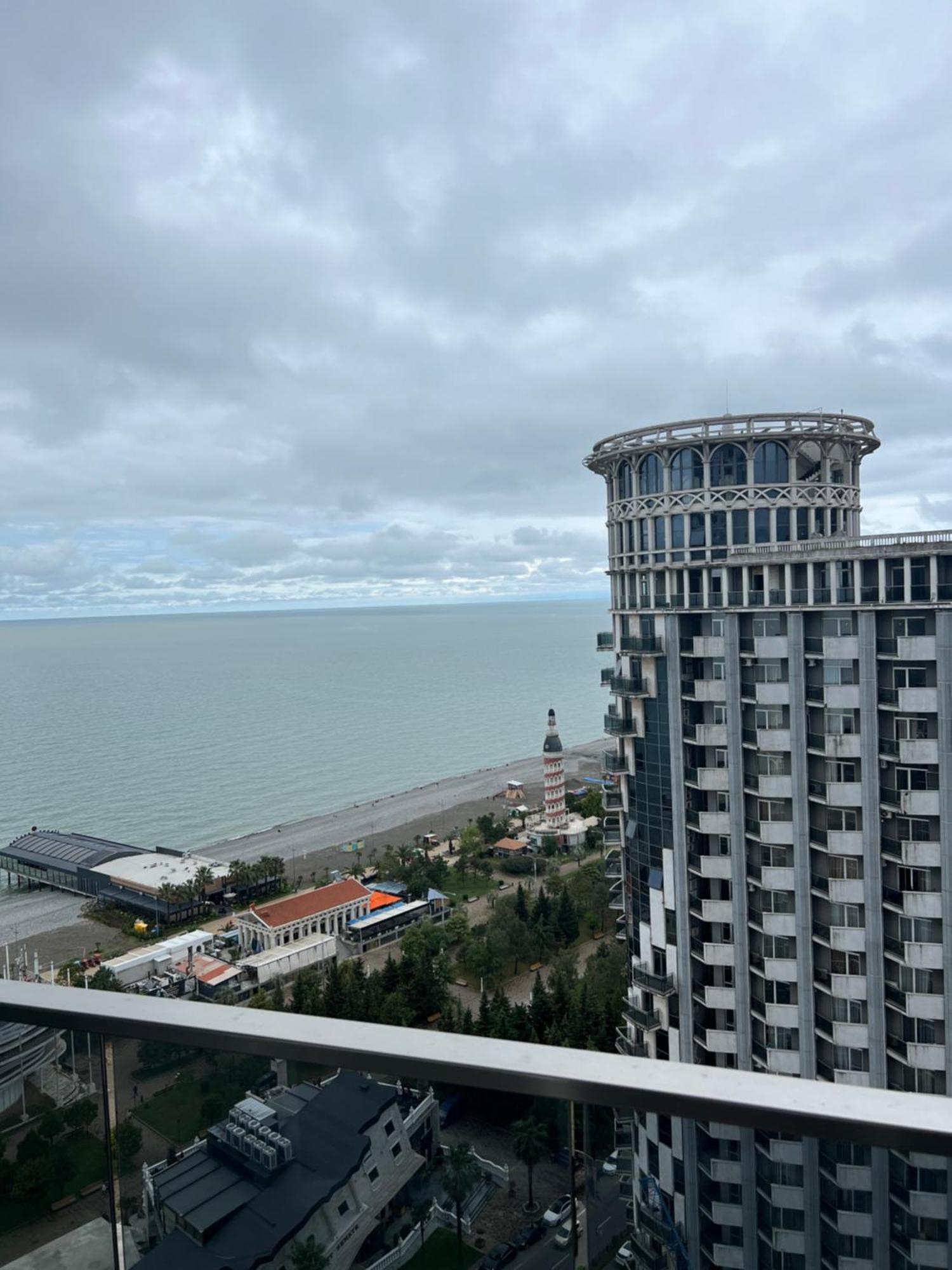 Orbi Sea Towers Batumi Lägenhet Exteriör bild